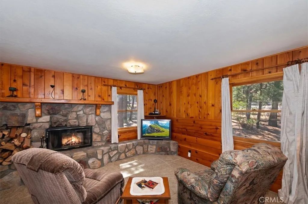 1012 E Country Club, Big Bear City, CA 92314