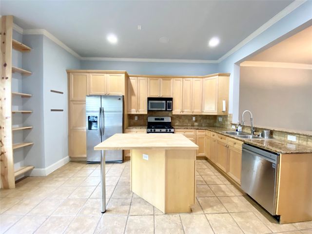 1430 Pecos Street, Dallas, TX 75204
