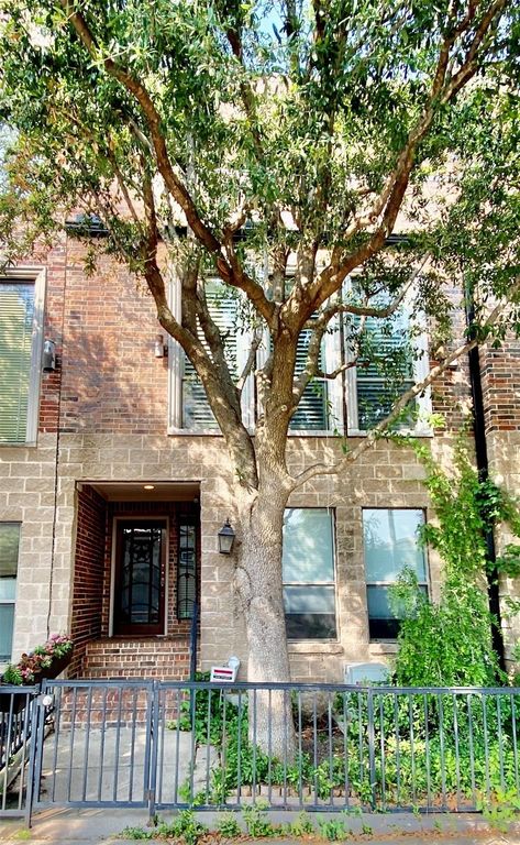 1430 Pecos Street, Dallas, TX 75204