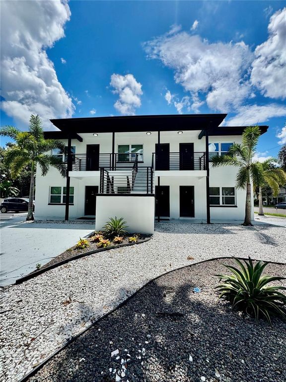 1921 DR MARTIN LUTHER KING JR STREET N, St Petersburg, FL 33704