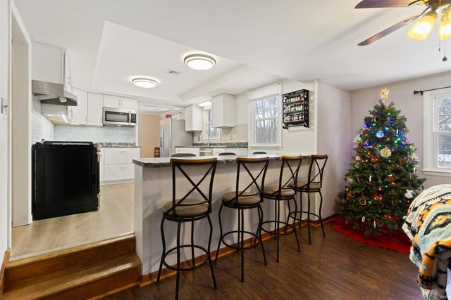 3960 N Woodbine Drive, Marion, IN 46952