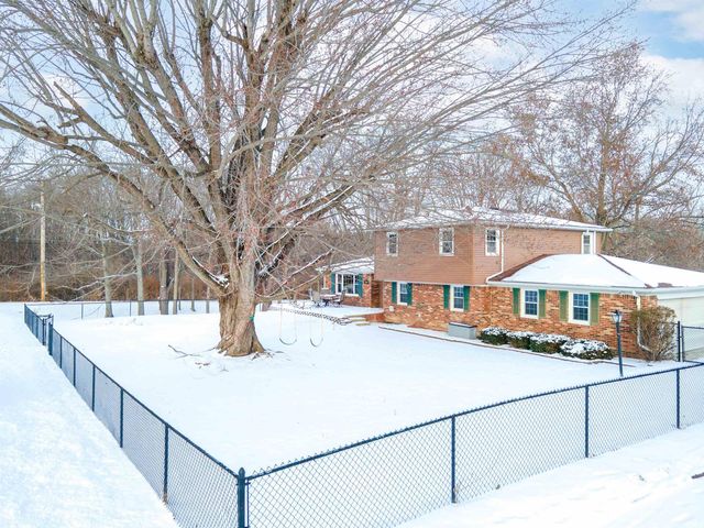 3960 N Woodbine Drive, Marion, IN 46952