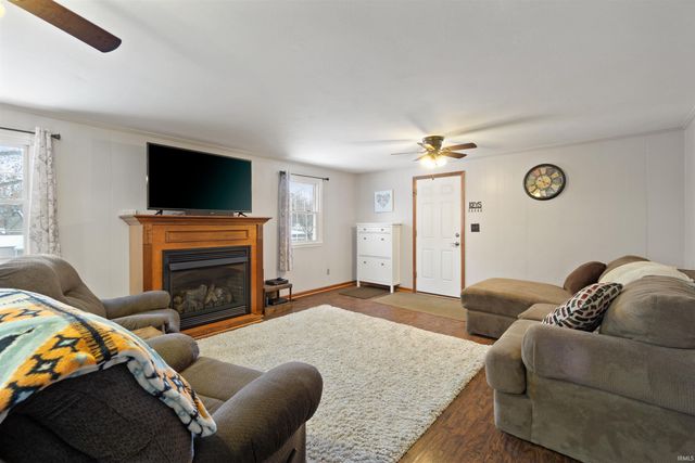 3960 N Woodbine Drive, Marion, IN 46952