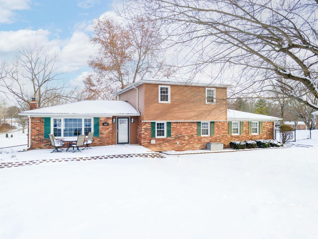 3960 N Woodbine Drive, Marion, IN 46952