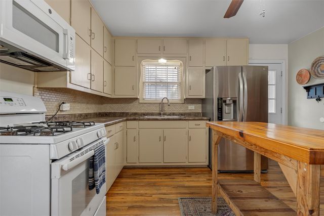 2425 N 32nd Street, Waco, TX 76708