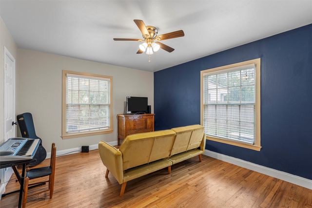 2425 N 32nd Street, Waco, TX 76708