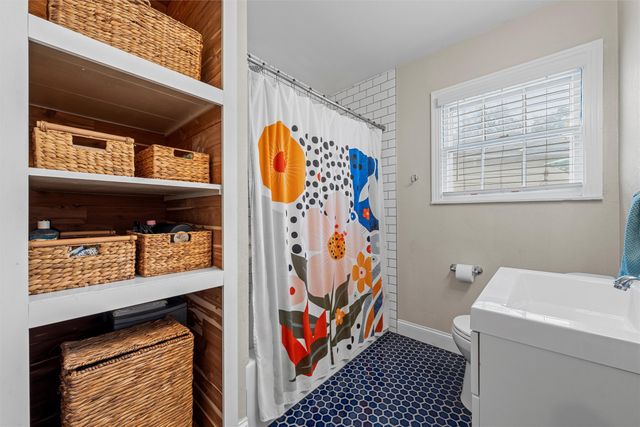 2425 N 32nd Street, Waco, TX 76708