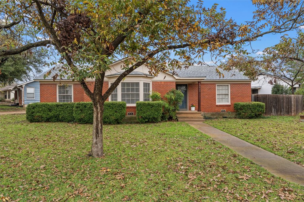 2425 N 32nd Street, Waco, TX 76708