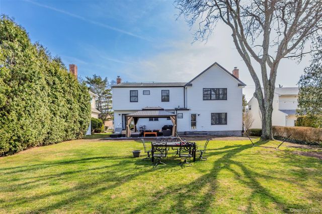 51 Convent Road, Syosset, NY 11791