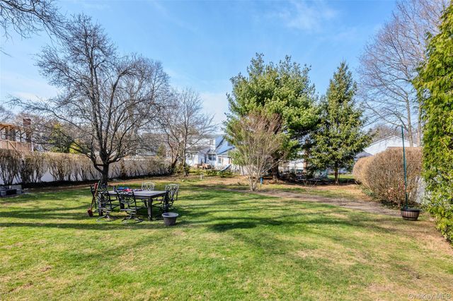 51 Convent Road, Syosset, NY 11791