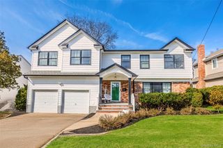 51 Convent Road, Syosset, NY 11791