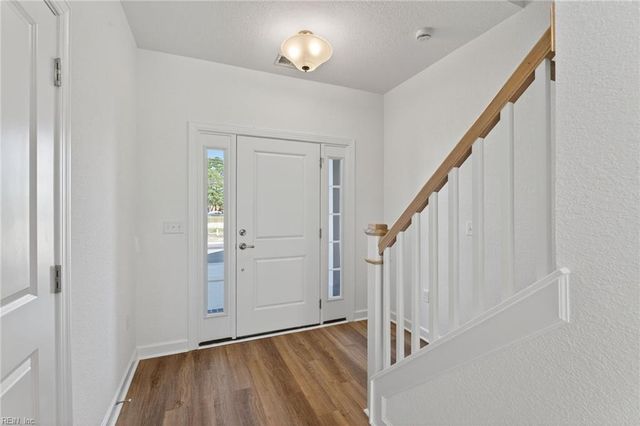 4946 Apricot WAY, Chesapeake, VA 23321