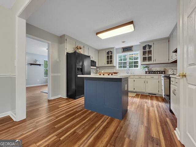 715 Frog Road, Locust Grove, GA 30248