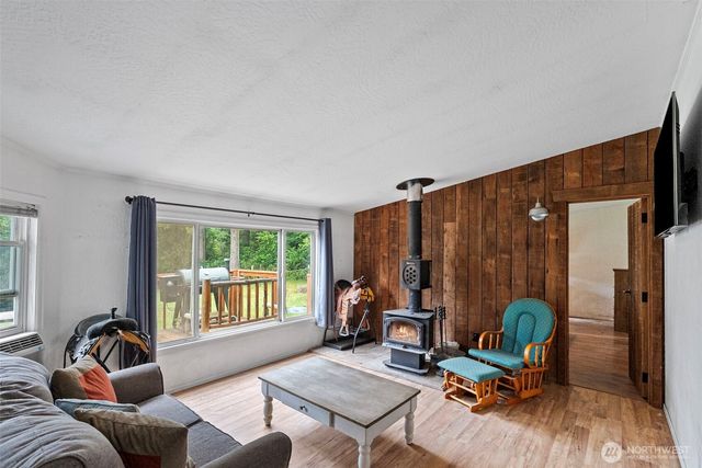 9390 Phillips Road SE, Port Orchard, WA 98367