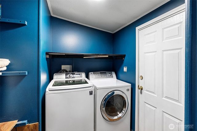 9390 Phillips Road SE, Port Orchard, WA 98367