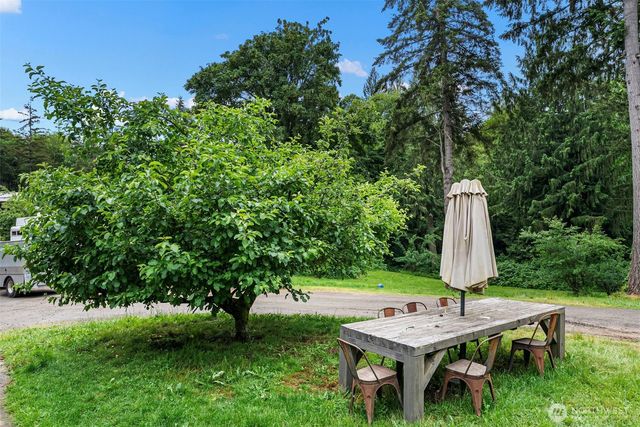 9390 Phillips Road SE, Port Orchard, WA 98367