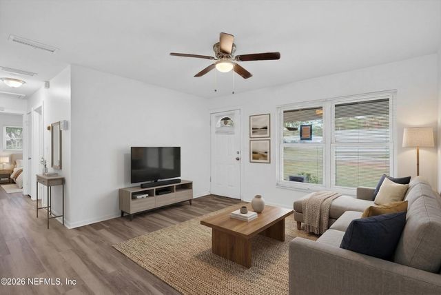 1814 LOCUST Avenue, Palatka, FL 32177