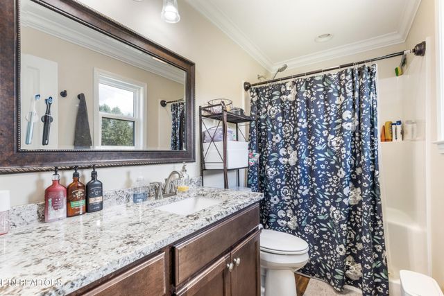 3833 Hillside Terrace Lane, Knoxville, TN 37924