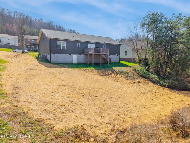 3833 Hillside Terrace Lane, Knoxville, TN 37924