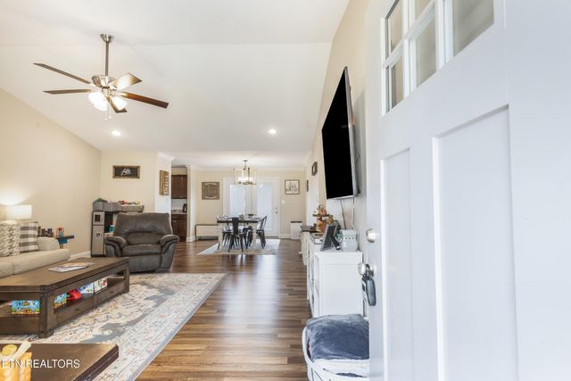 3833 Hillside Terrace Lane, Knoxville, TN 37924