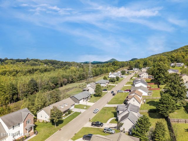 3833 Hillside Terrace Lane, Knoxville, TN 37924