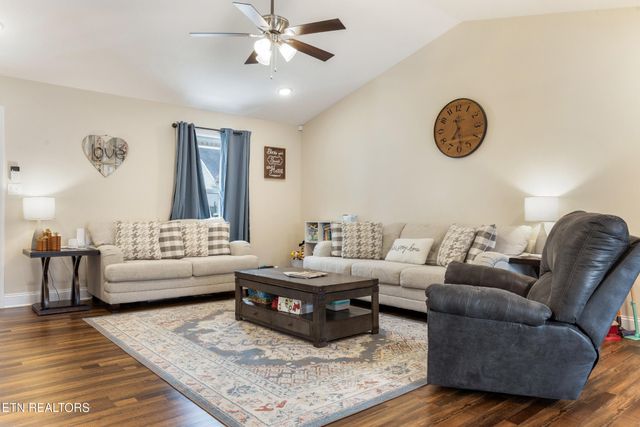 3833 Hillside Terrace Lane, Knoxville, TN 37924