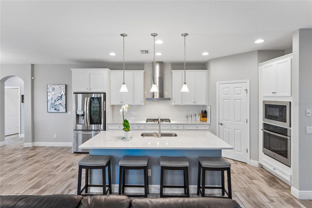 Image 12 of property listing at 4124 CADENCE LOOP, Land O Lakes, FL 34638