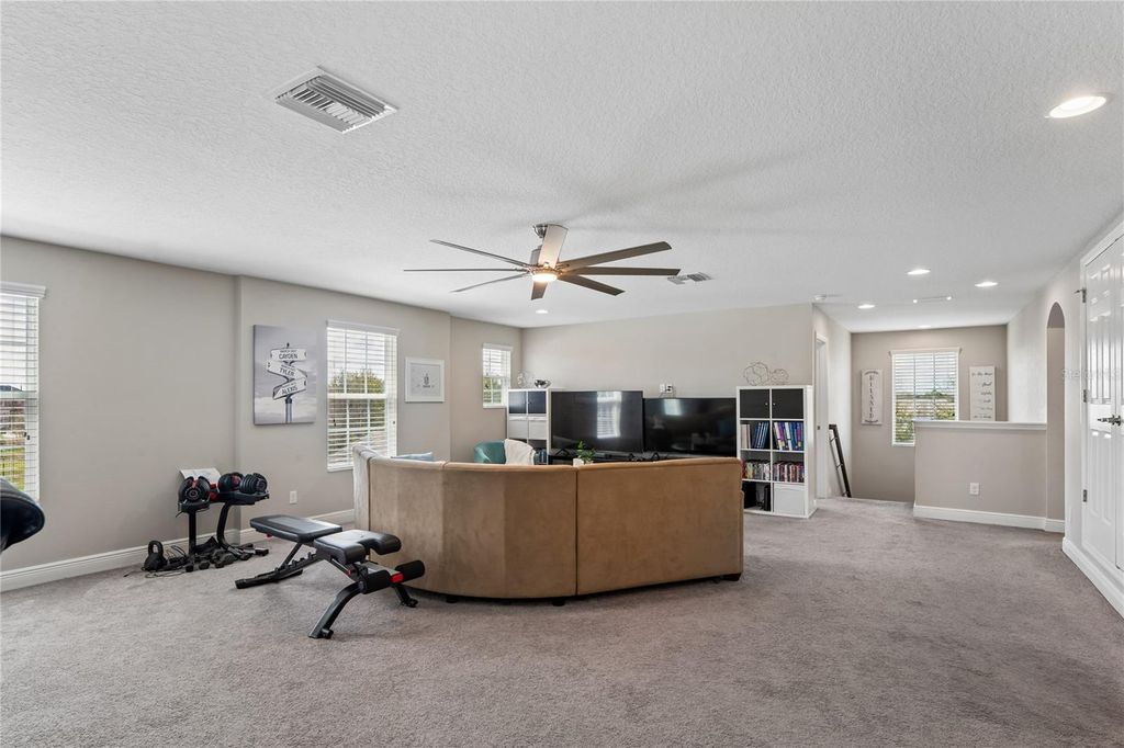 Image 21 of property listing at 4124 CADENCE LOOP, Land O Lakes, FL 34638