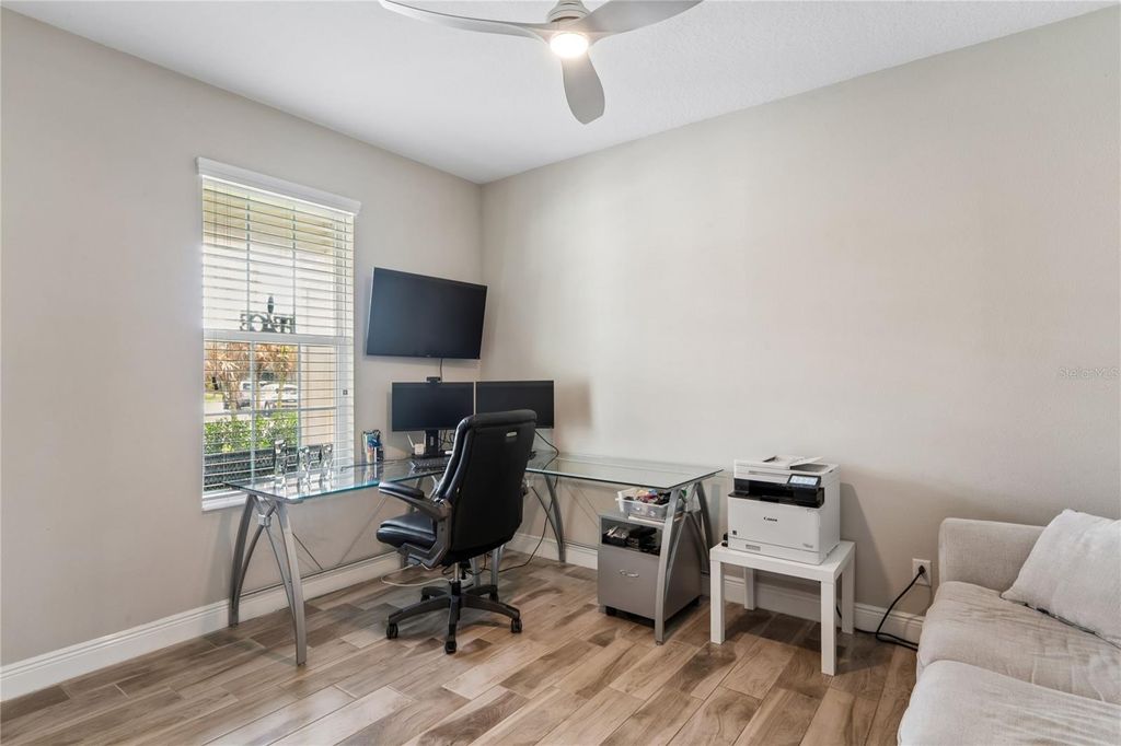 Image 7 of property listing at 4124 CADENCE LOOP, Land O Lakes, FL 34638