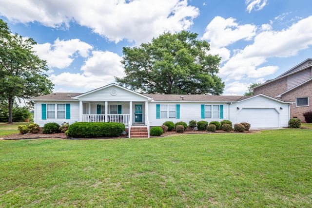 1529 Waters Edge Drive, Summerton, SC 29148