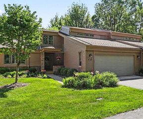 507 Woodgrove Drive Unit 31, Ann Arbor, MI 48103