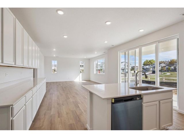 4330 Elkwood Ct, Johnstown, CO 80534