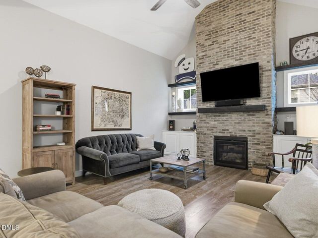 640 Cabin Creek Creek, Pittsboro, NC 27312