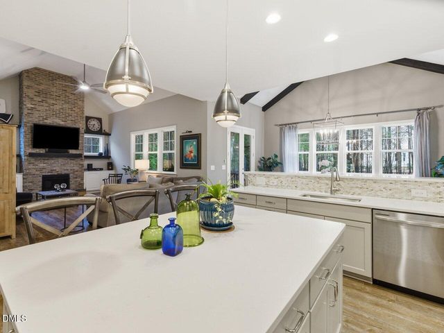 640 Cabin Creek Creek, Pittsboro, NC 27312