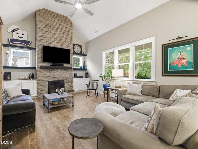 640 Cabin Creek Creek, Pittsboro, NC 27312