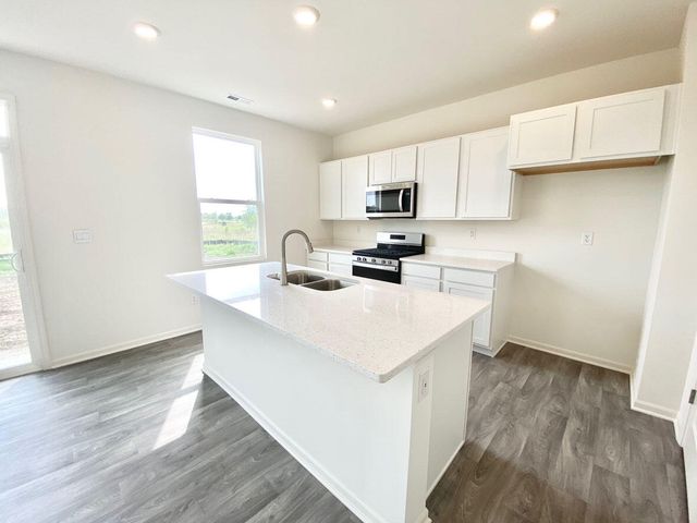 170 Cressmoor Boulevard, Hobart, IN 46342