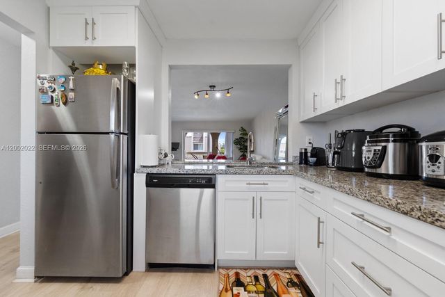 7845 Camino Real O-413, Miami, FL 33143