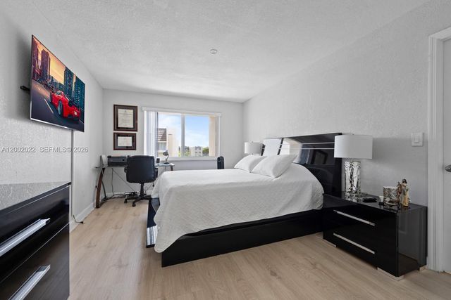 7845 Camino Real O-413, Miami, FL 33143