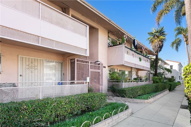 527 Cedar 2E, Long Beach, CA 90802