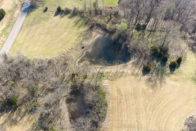 1021 Kouns Lane, Kansas City, KS 66111