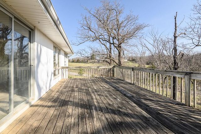 1021 Kouns Lane, Kansas City, KS 66111