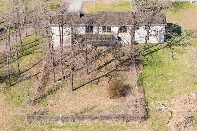 1021 Kouns Lane, Kansas City, KS 66111