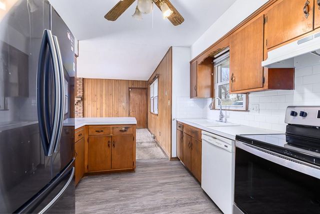 1021 Kouns Lane, Kansas City, KS 66111