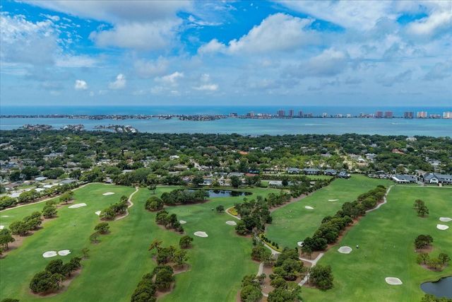 109 PONCE DE LEON BOULEVARD, Belleair, FL 33756