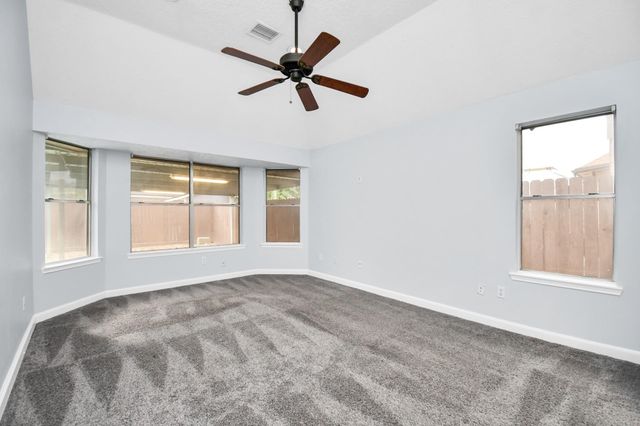 8802 Kensington Court, La Porte, TX 77571