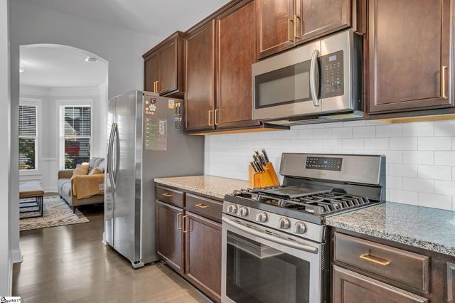 28 Fowler Oaks Lane, Simpsonville, SC 29681