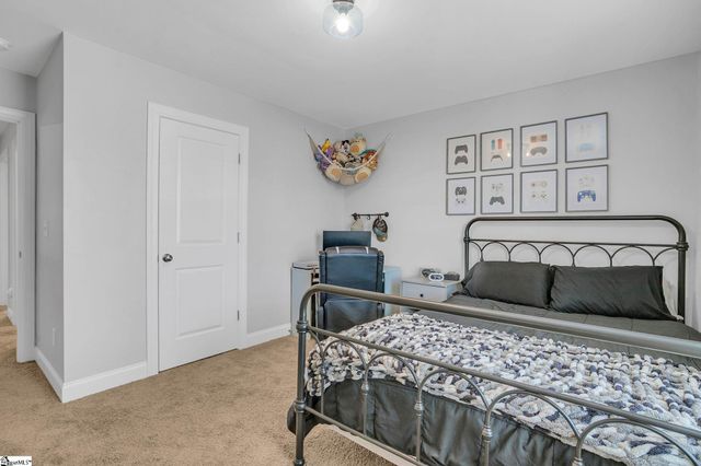 28 Fowler Oaks Lane, Simpsonville, SC 29681