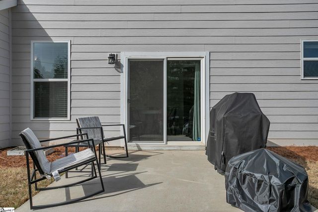 28 Fowler Oaks Lane, Simpsonville, SC 29681