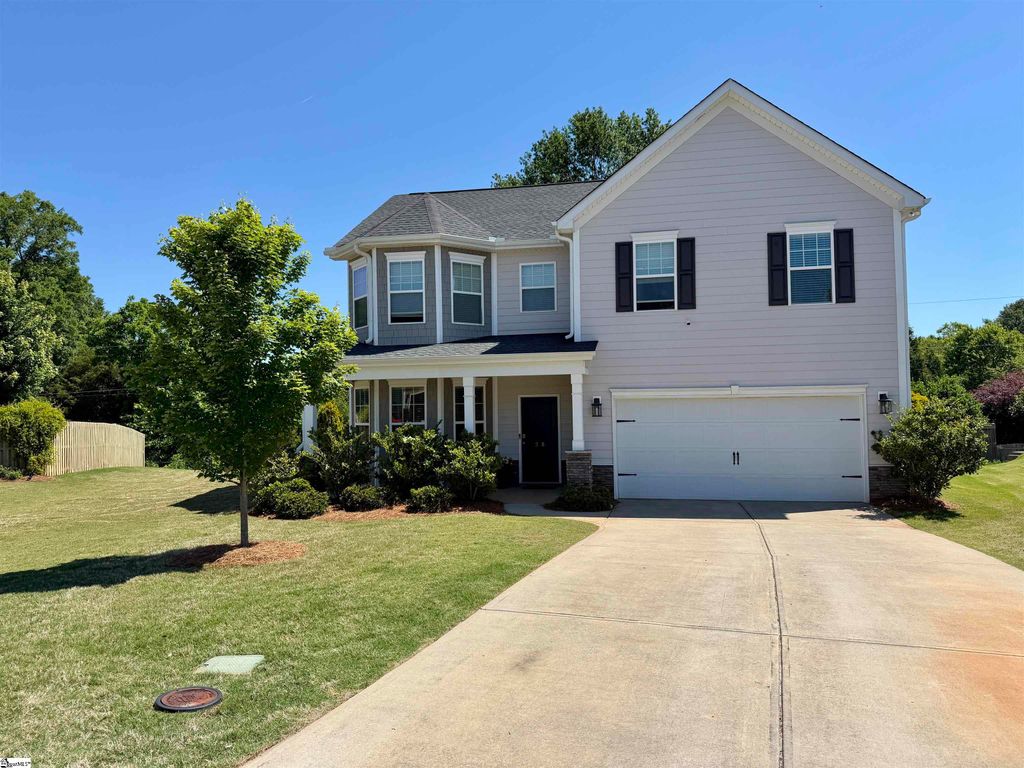 28 Fowler Oaks Lane, Simpsonville, SC 29681