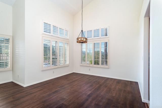 8482 Mesa Heights Road, Santee, CA 92071